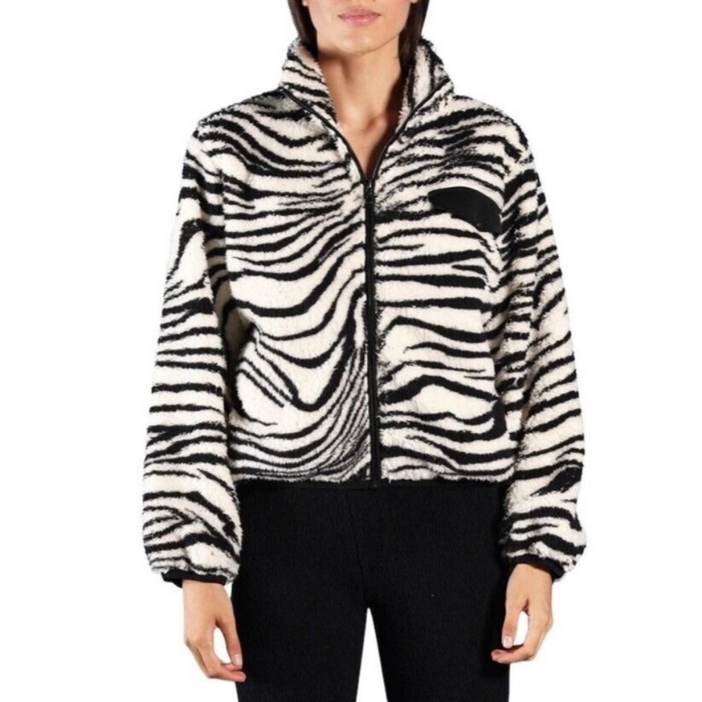 *NWT* Plush Apparel x Revolve sherpa